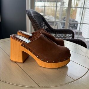 MIA Women's Chocolate Brown Platform Clogs size 8